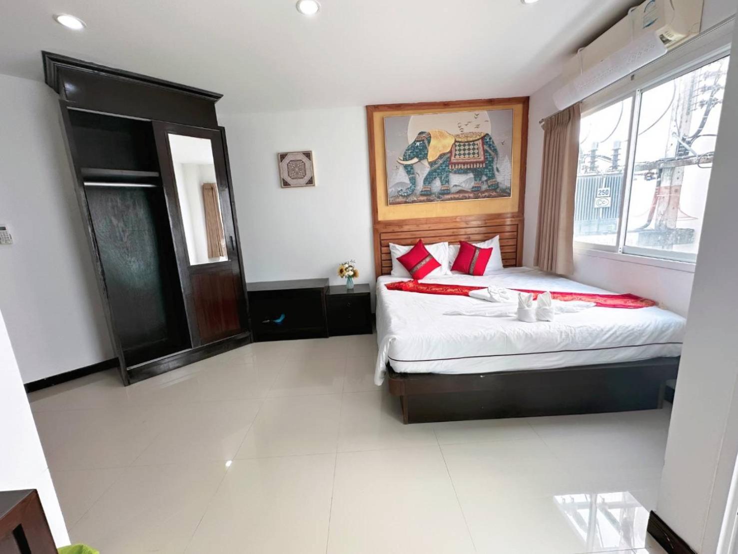 Abby'S House Hotel Patong 외부 사진