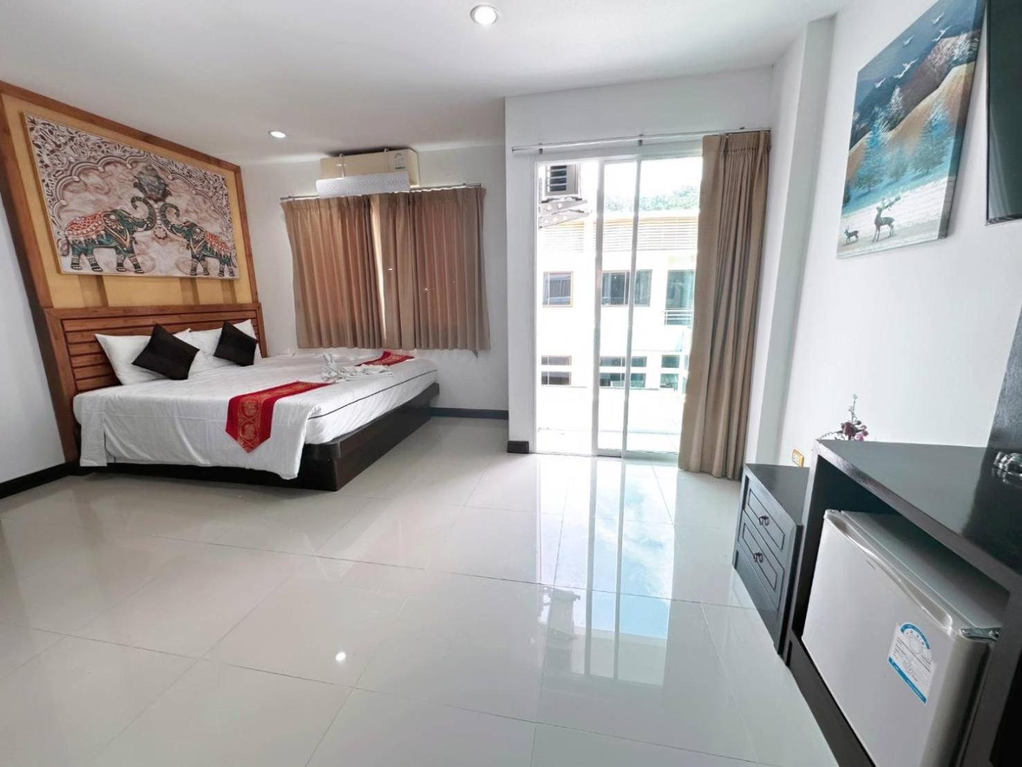 Abby'S House Hotel Patong 외부 사진