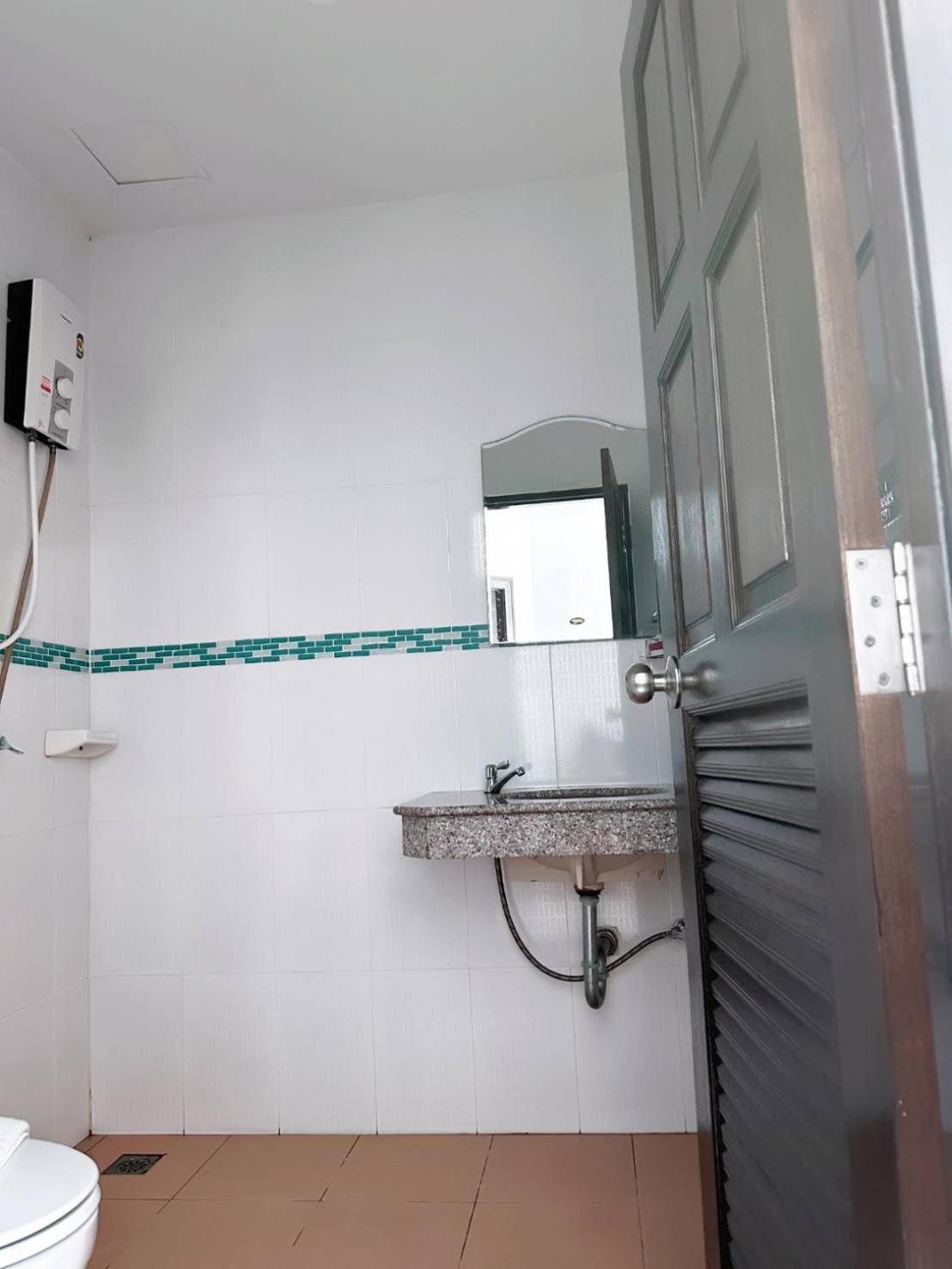 Abby'S House Hotel Patong 외부 사진